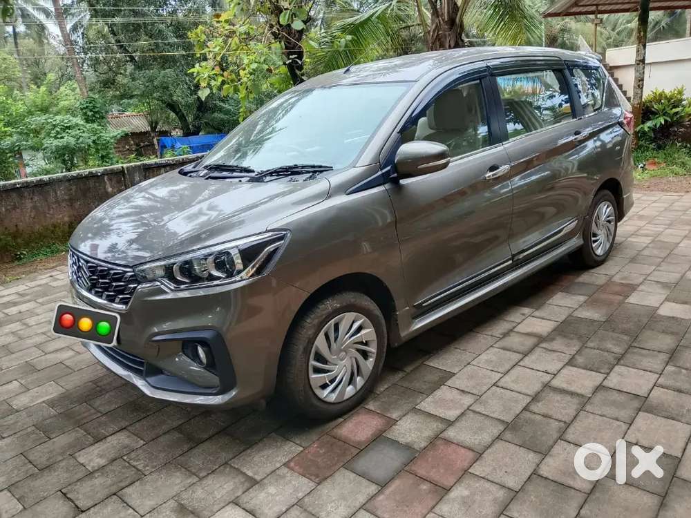 Maruti Suzuki Ertiga 2022 Petrol 70000 Km Driven