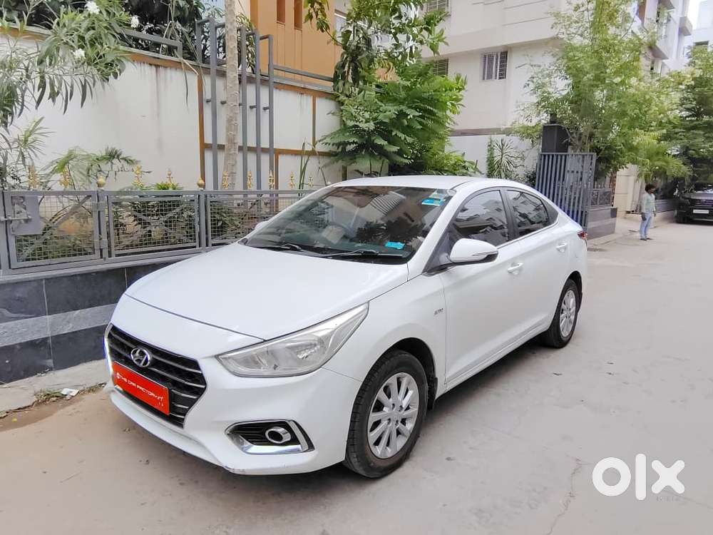 Hyundai Verna Ex 1.6 Vtvt At, 2018, Petrol