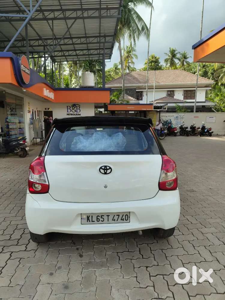 Toyota Etios Liva 2015 Diesel 183000 Km Driven
