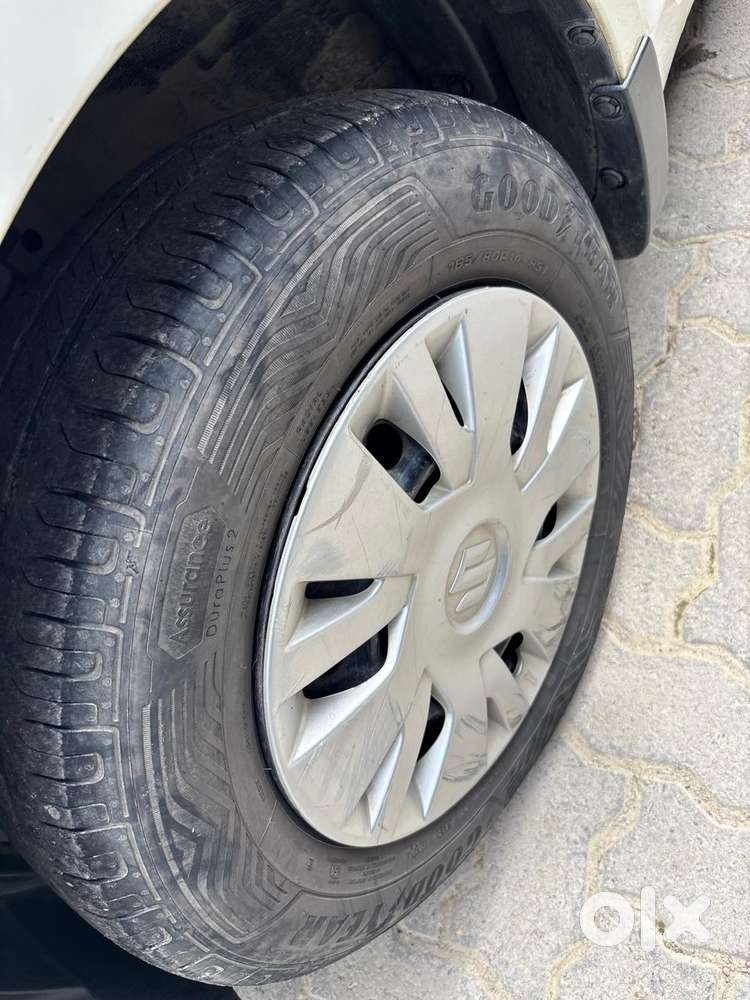 Maruti Suzuki Swift Vxi + Manual, 2012, Petrol
