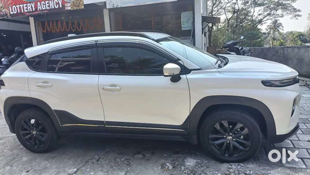 Toyota Urban Cruiser 2025