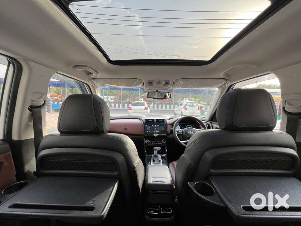 2021 Alcazar Sig(o)top -petrol At - 20,000km