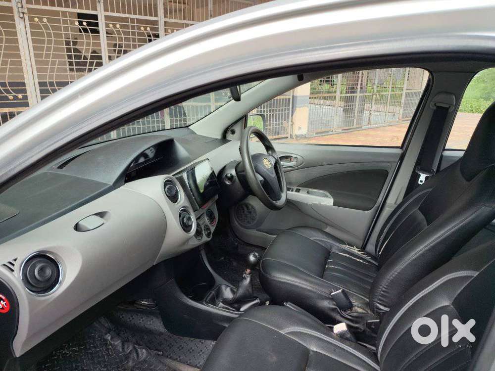 Toyota Etios 2010-2012 Vx, 2011, Cng & Hybrids