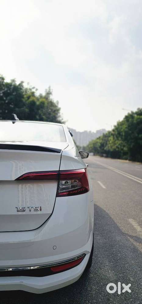 Skoda Slavia Style 1.5l Tsi Mt, 2022, Petrol