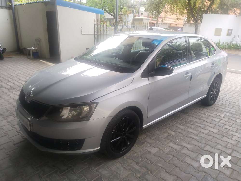 Skoda Rapid 1.0 Tsi Active, 2021, Petrol