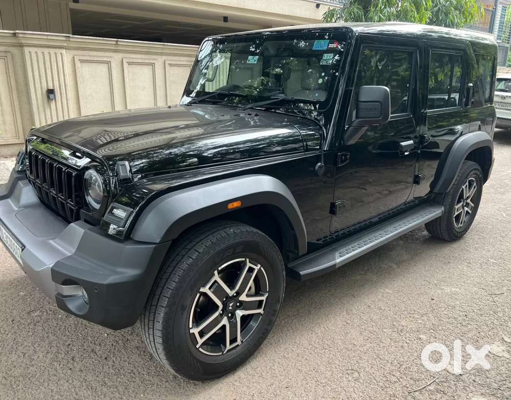 Mahindra Thar Roxx, 2025, Petrol