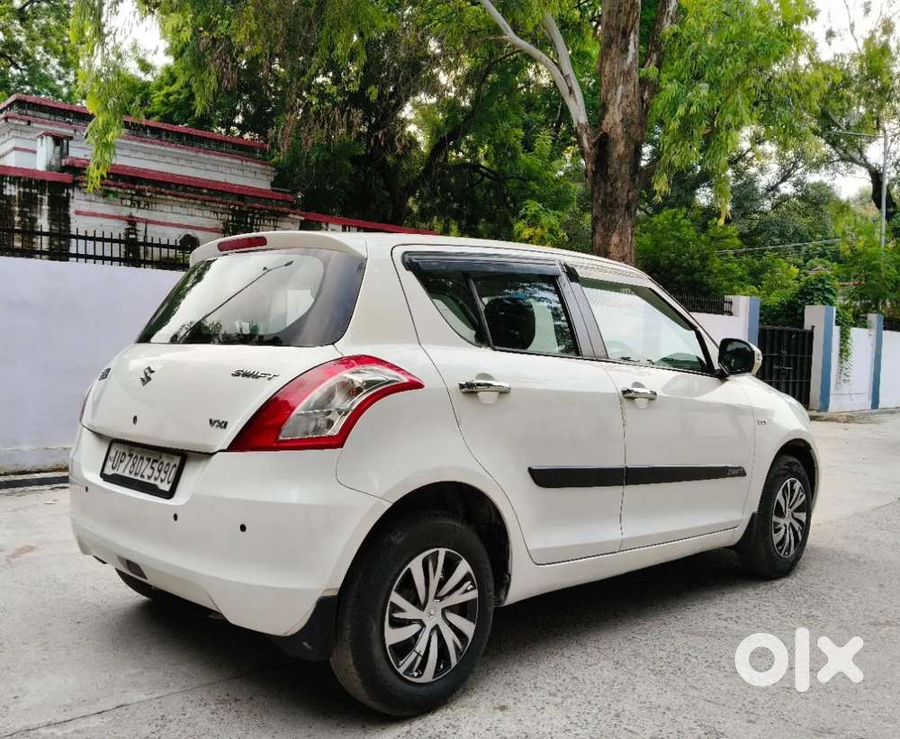 Maruti Suzuki Swift Vxi, 2015, Petrol