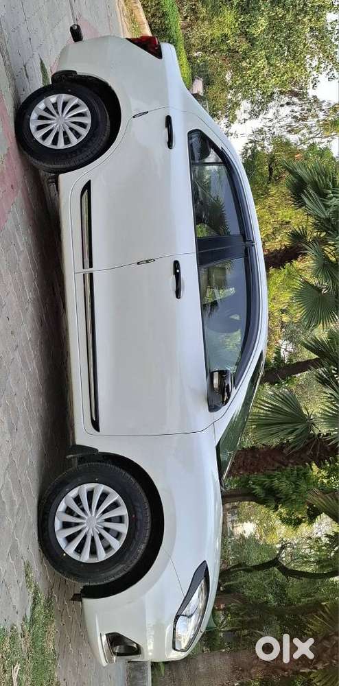 Maruti Suzuki Swift Dzire Vxi(o) Mt, 2024, Petrol