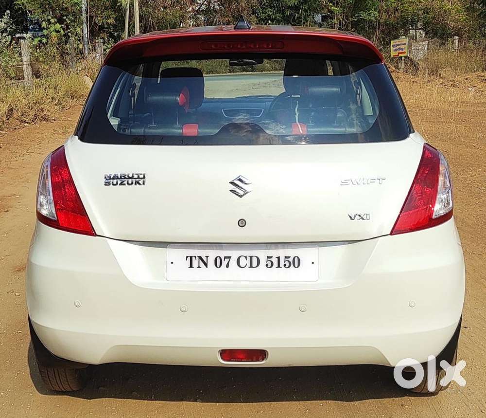Maruti Suzuki Swift Vxi Abs Bsiv, 2015, Petrol