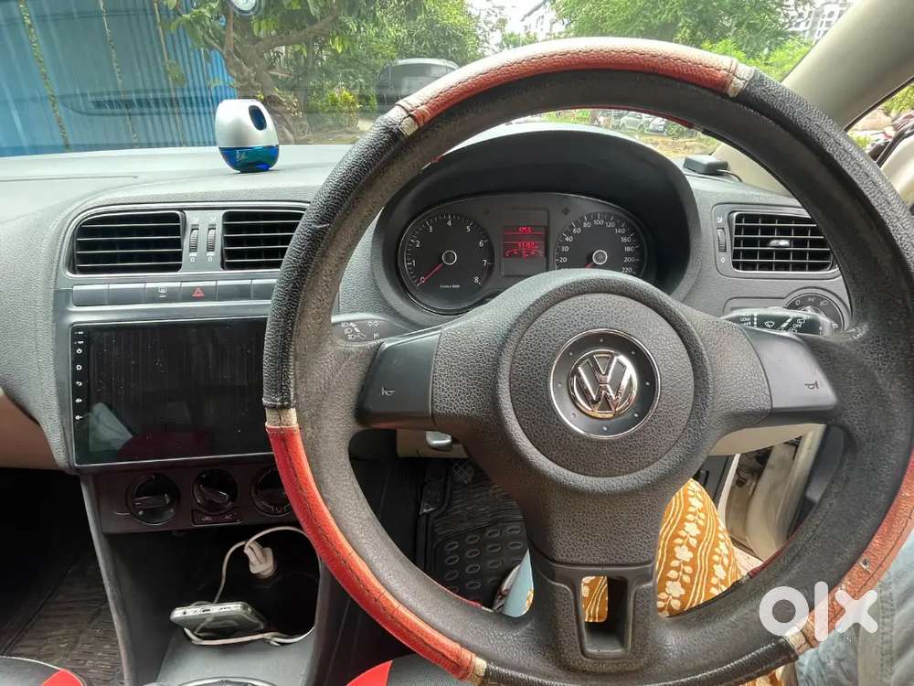 Volkswagen Polo Petrol Manual 2013