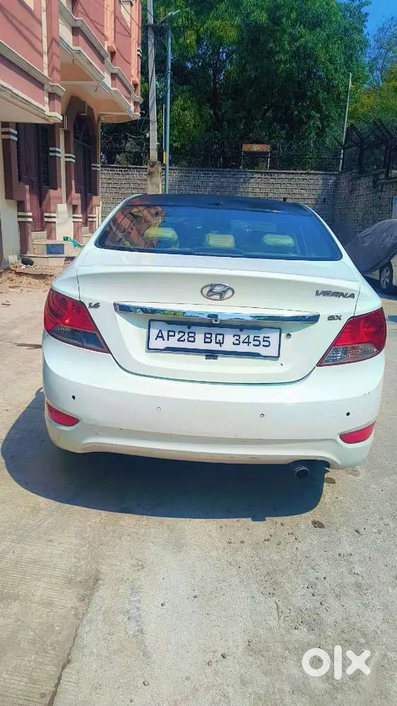 Hyundai Verna 2011 Diesel Well Maintained