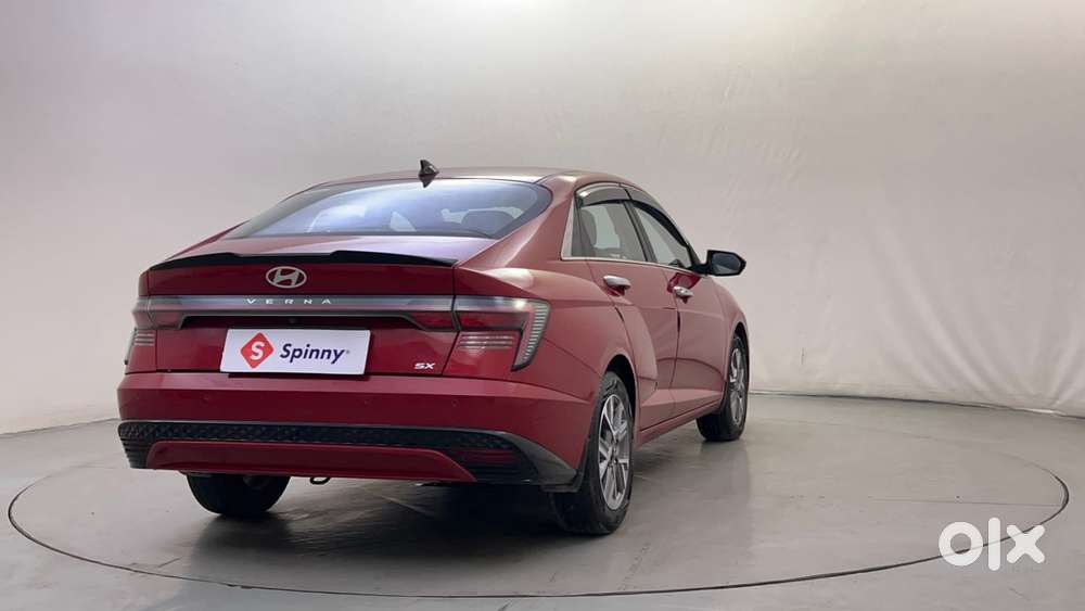 Hyundai Verna 1.5 Sx Petrol Mt, 2023, Petrol