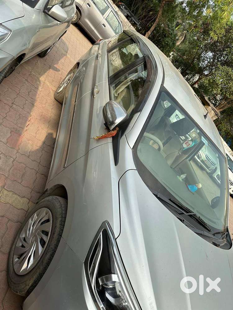 Ertiga Smart Hybrid Vxi 1.5l 5mt - 2019 November Model