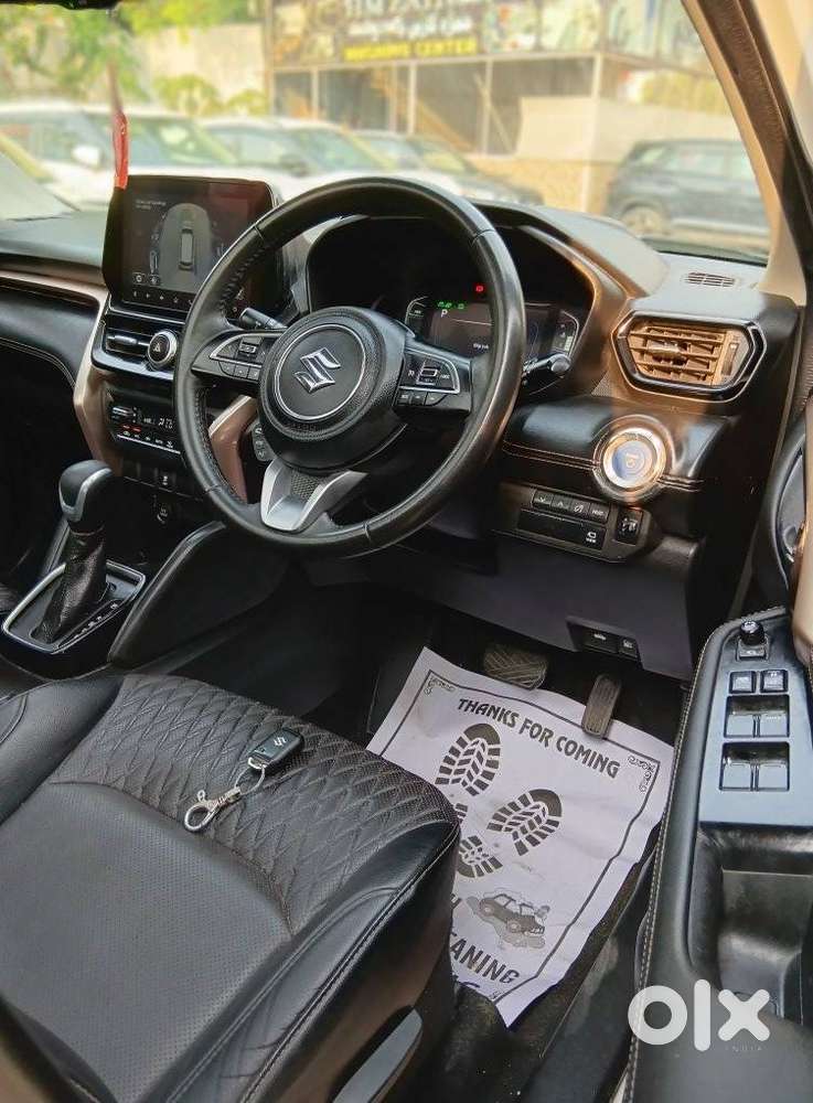 Maruti Suzuki Grand Vitara 1.5 Alpha Plus Intelligent Hybrid Ecvt, 2..