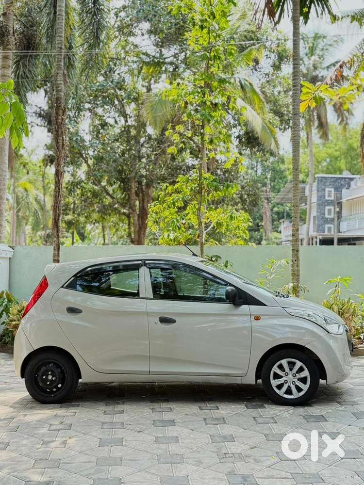 Hyundai Eon 2012 Petrol Well Maintained
