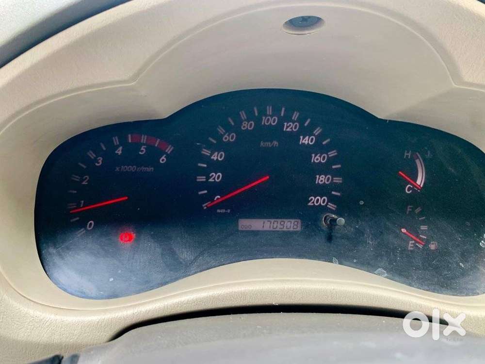 Toyota Innova 2.5 V 7 Str, 2011, Diesel
