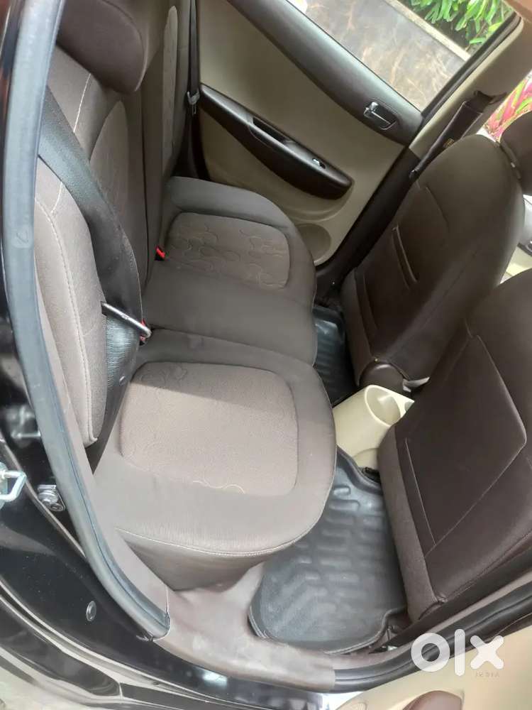 Hyundai I20 Petrol Manual 2011