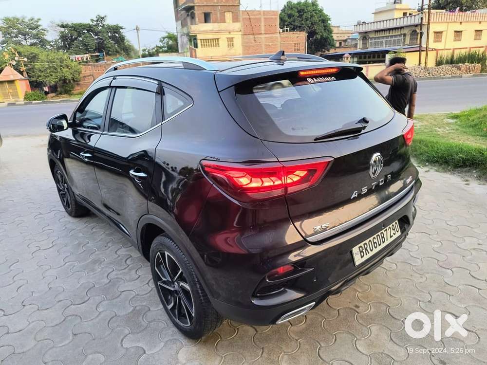 Mg Astor Petrol 2022 Model Red