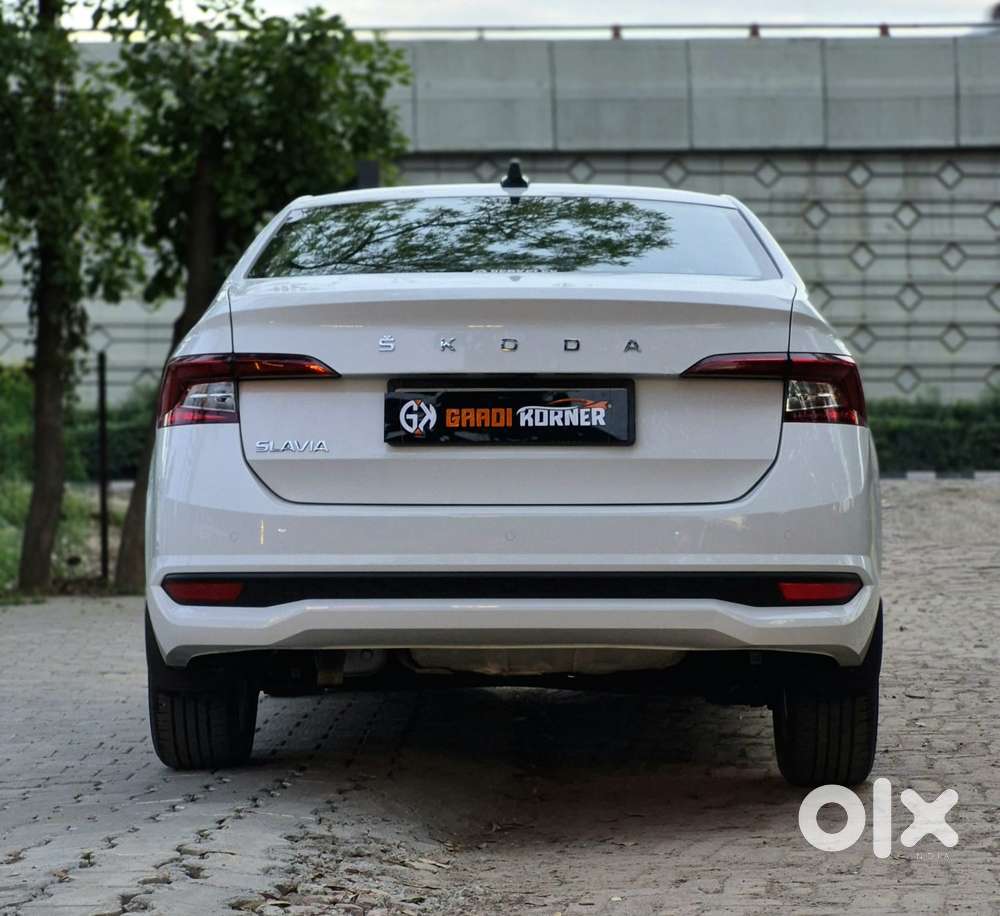 Skoda Slavia 1.0 Ambition Tsi At, 2023, Petrol