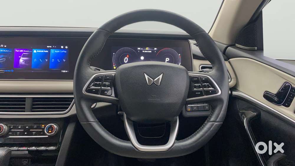 Mahindra Xuv700 2.2 Ax 7 Diesel At Str Awd, 2023, Diesel