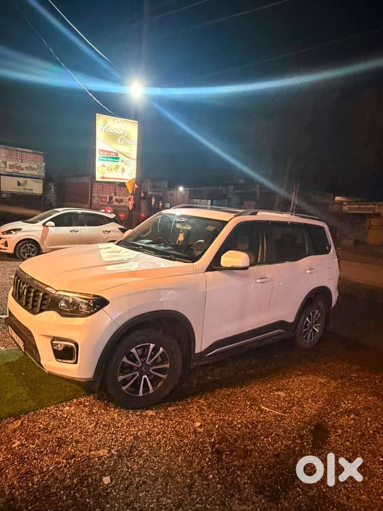 Mahindra Scorpio-n 2025 Z8 Select Manuel Diesel 37000 Km Driven