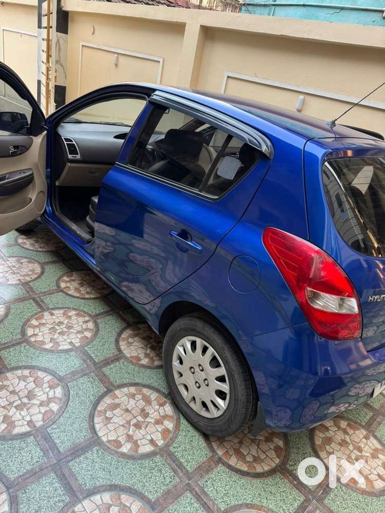 Hyundai Petrol Manual 2010 Magna
