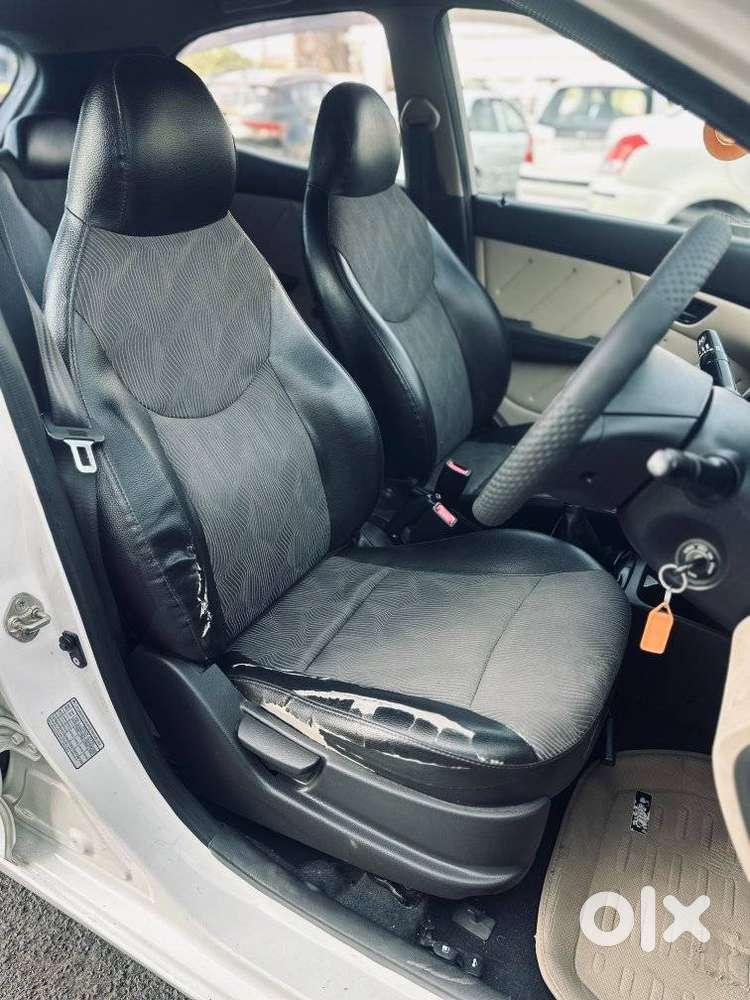 Hyundai Eon, 2011, Petrol