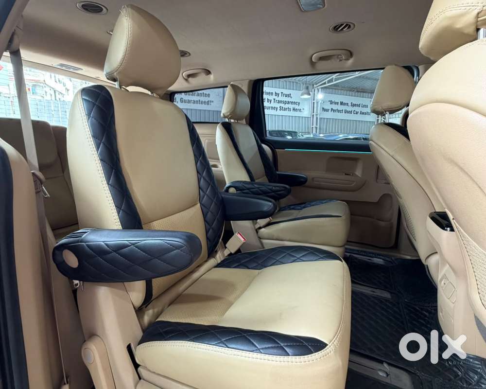 Kia Carnival Premium, 2022, Diesel