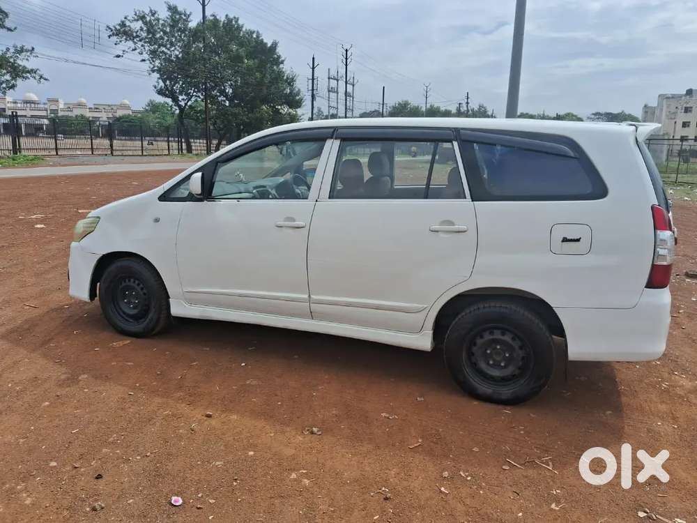 Toyota Innova 2014 Diesel 118183 Km Driven