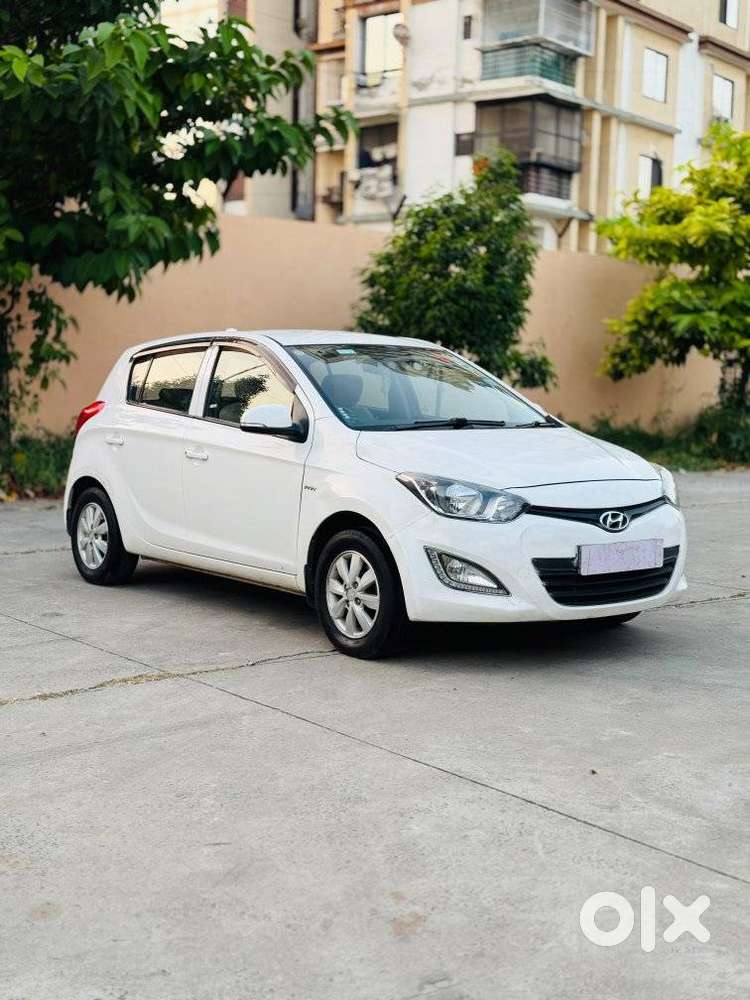 Hyundai I20 1.2 Spotz, 2014, Cng & Hybrids