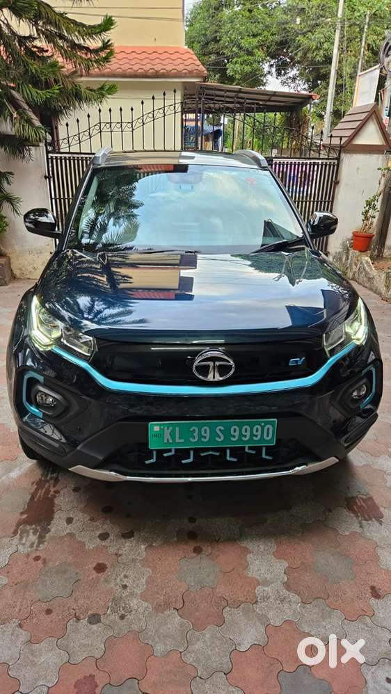 Docotr Used Tata Nexon Ev Max Zx Plus Lux 2022 October Model