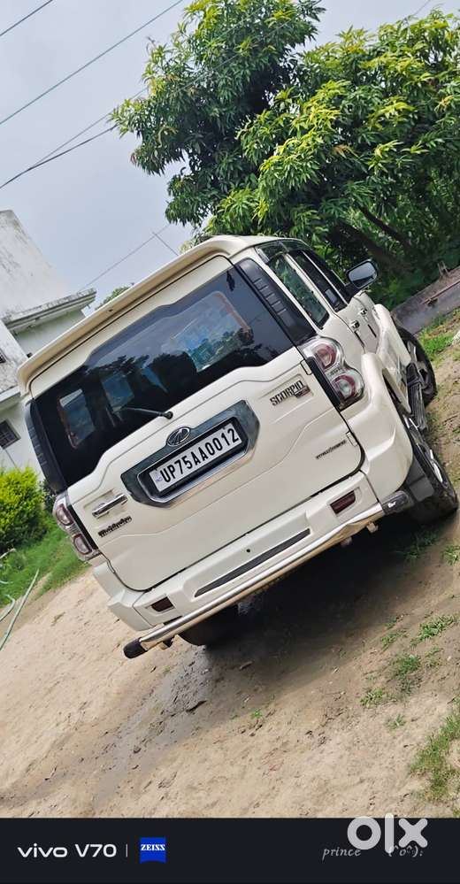 Mahindra Scorpio 2017 Diesel 150000 Km Driven