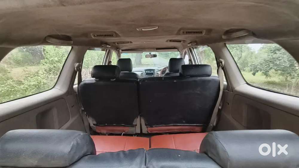 Toyota Innova 2.0 2010 Year