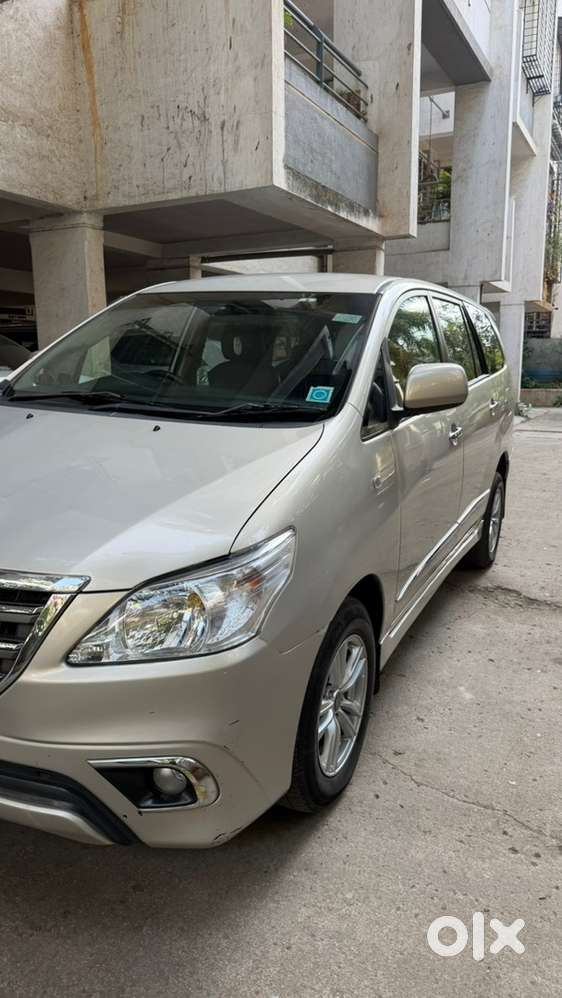 Toyota Innova Diesel 2015