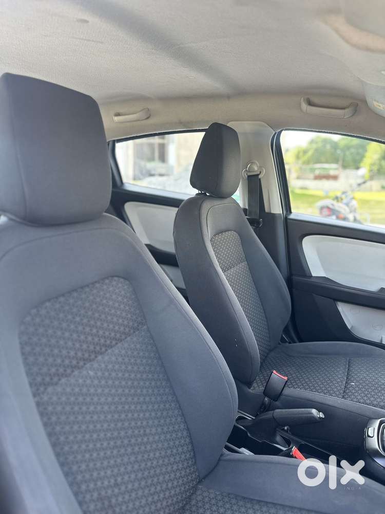 Tata Altroz 1.2 Xm, 2021, Petrol