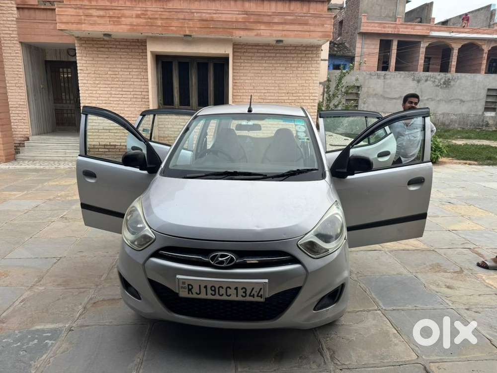 Hyundai Petrol Manual 2011