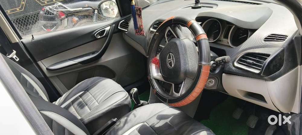 Tata Tiago Xz, 2017, Petrol