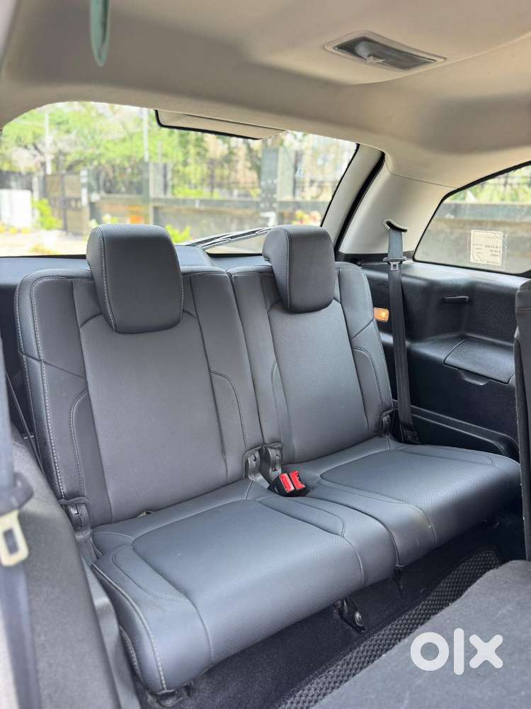 Tata Hexa 2.2 Xt 4x2 7 Str Dual Tone, 2018, Diesel