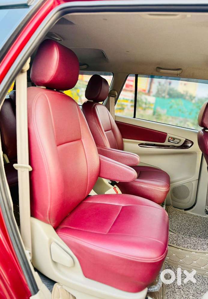 Toyota Innova 2.5 V 7 Str, 2013, Diesel