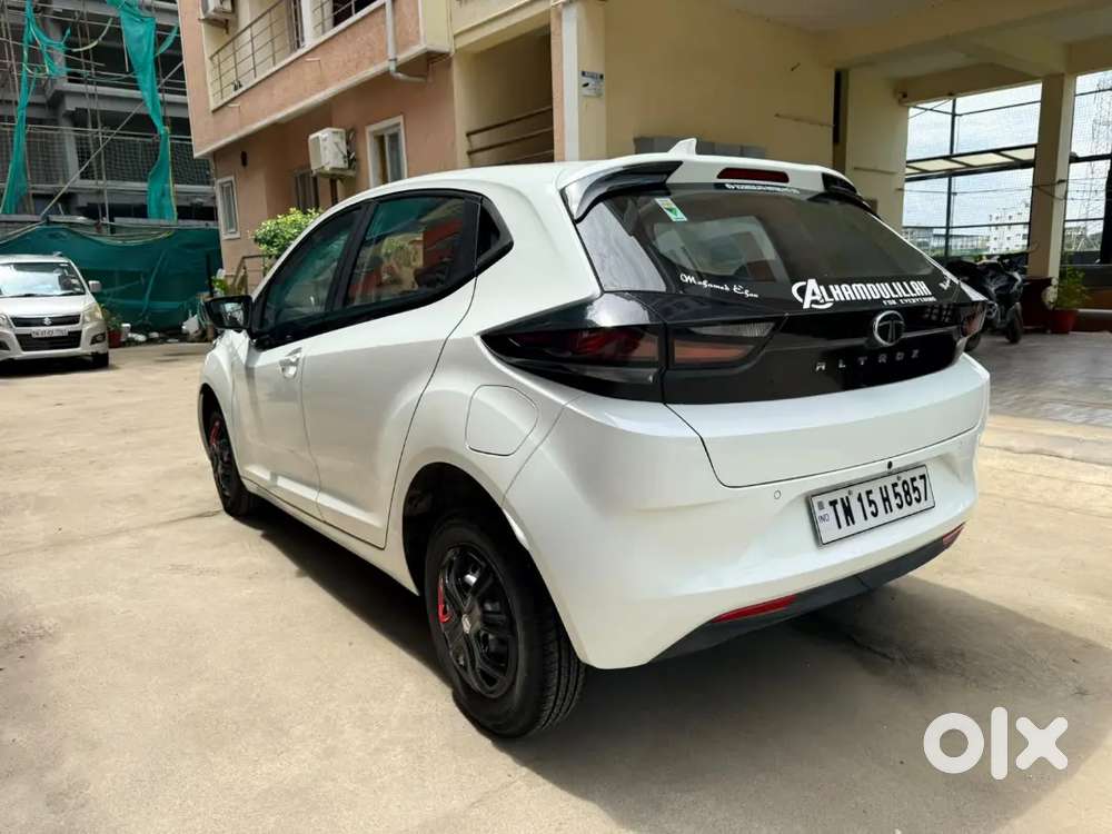 My Like New.tata Altroz 1.2 Xe 2025