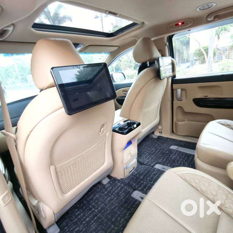 Kia Carnival Limousine Plus 7 Str, 2023, Diesel