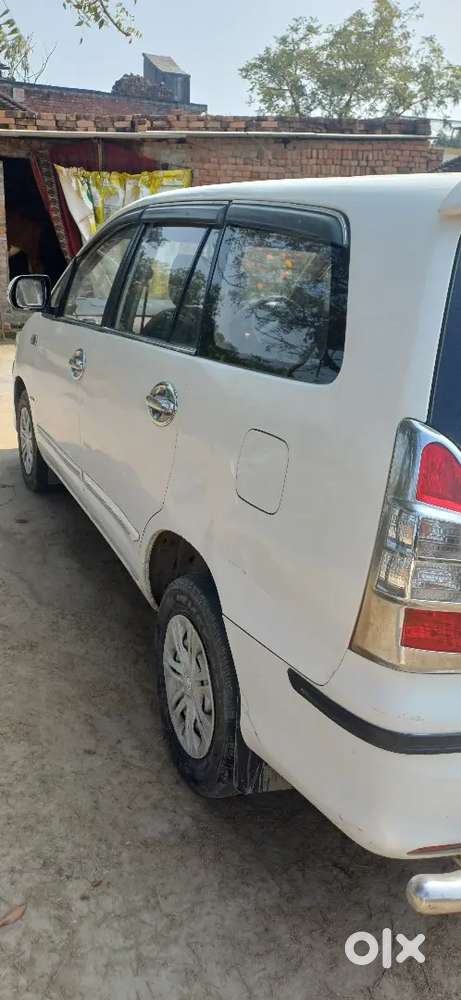 Toyota Innova Diesel 2016 Car
