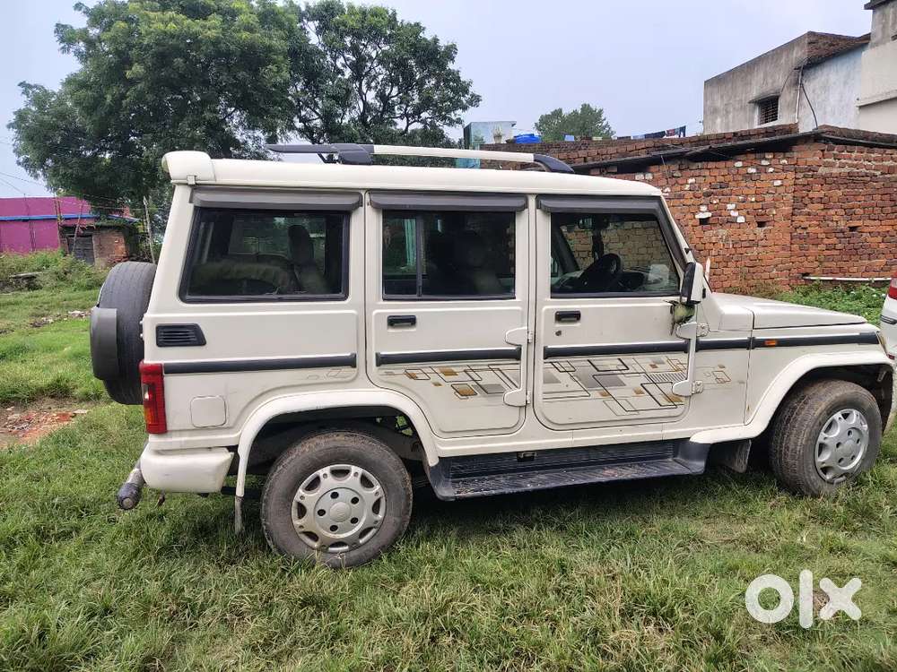 Mahindra Bolero Neo 2017