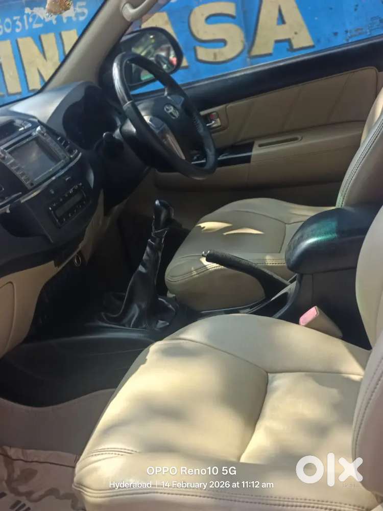 Toyota Fortuner 2015 Diesel 300000 Km Driven