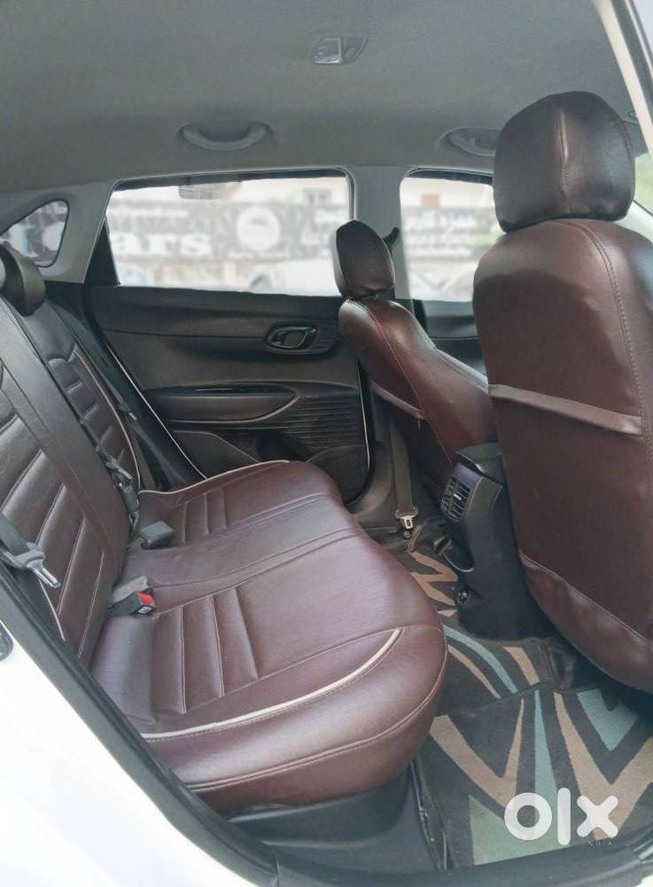 Hyundai I20 Sportz 1.2 Vtvt, 2023, Petrol