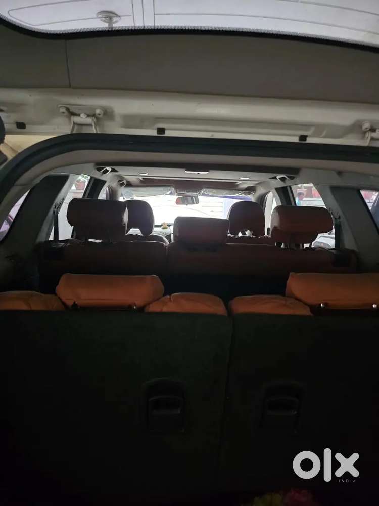 Mahindra Xuv 500 Showroom Condition