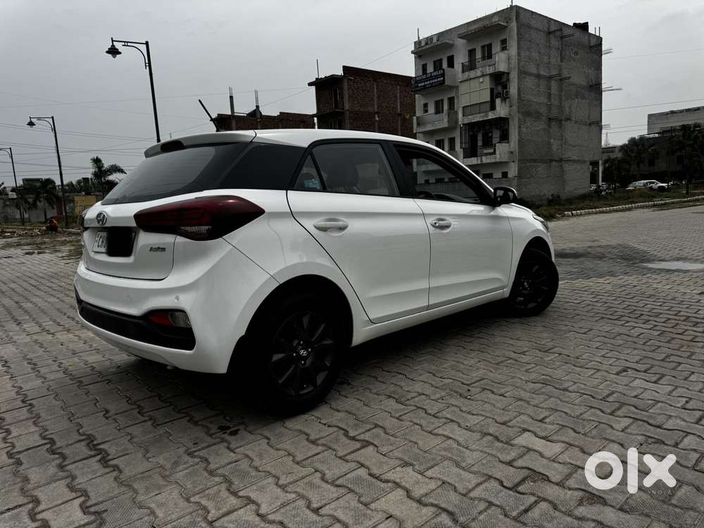 Hyundai I20 Petrol Asta, 2018, Petrol