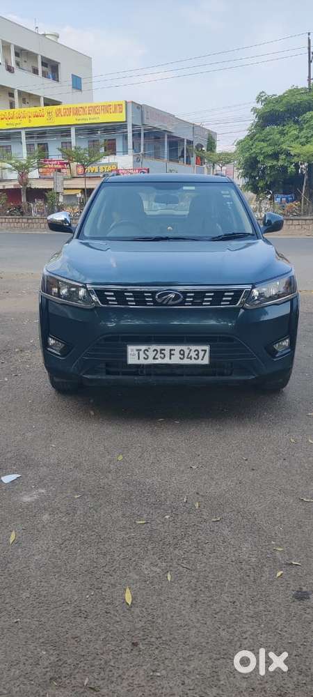 Mahindra Xuv300 W6, 2022, Petrol