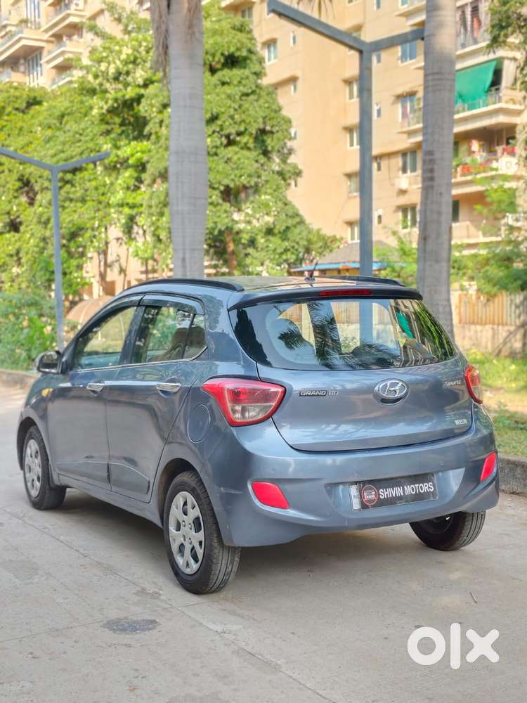 Hyundai Grand I10 Sportz, 2016, Petrol