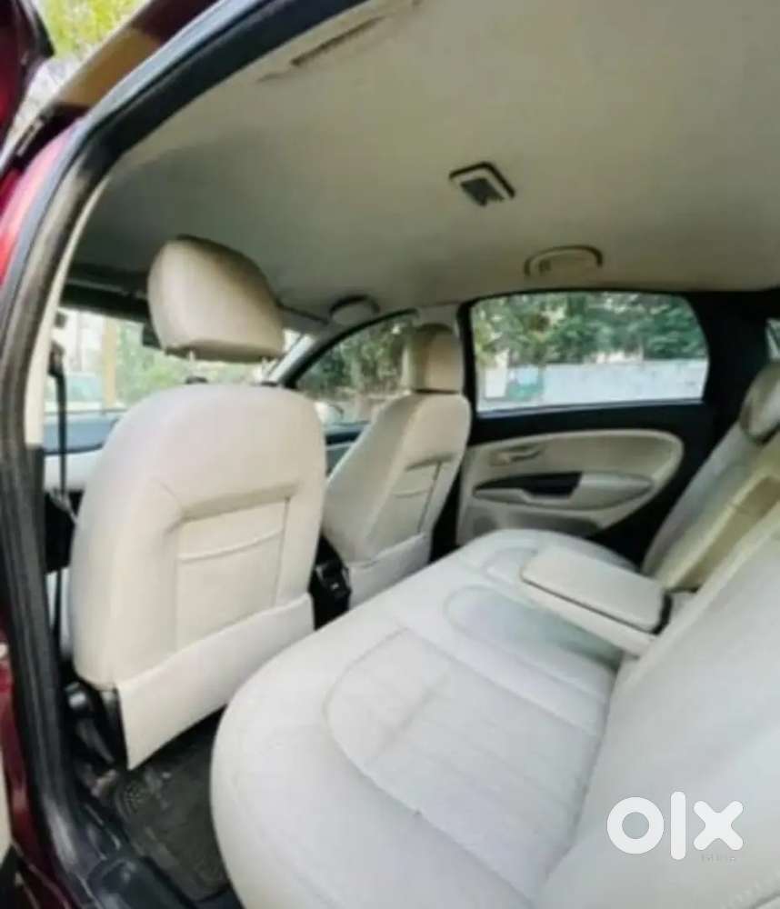 Fiat Linea Emotion 2015 Diesel